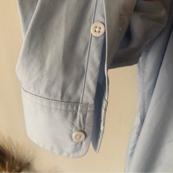 Aritzia Sunday Best Oversized Button Down Shirt Light Blue Small - Picture 8 of 8